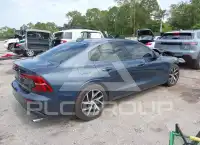 2020 Volvo S60 photo