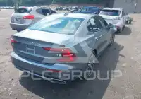 2020 Volvo S60 photo