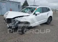 2020 Volvo XC60 фото