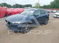 2020 Volvo XC60 photo