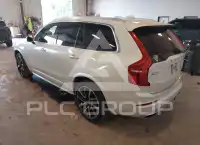 2020 Volvo XC90 photo