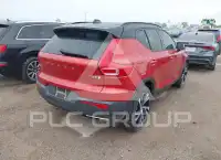 2020 Volvo XC40 photo