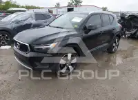 2020 Volvo XC40 фото