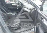 2020 Volvo XC40 фото
