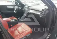2020 Volvo XC40 фото