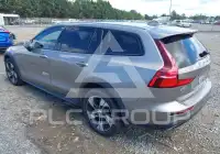 2020 Volvo V60 фото