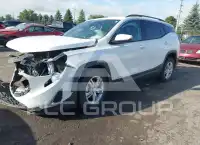 2020 GMC TERRAIN photo