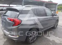 2020 GMC TERRAIN photo