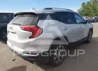 2020 GMC TERRAIN photo