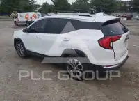 2020 GMC TERRAIN photo