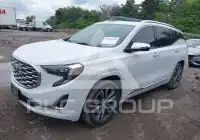 2020 GMC TERRAIN photo