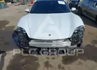 2020 Porsche Taycan фото
