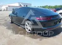 2020 Porsche Panamera photo