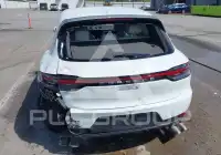 2020 Porsche MACAN photo