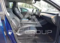 2020 Tesla Model Y photo
