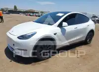2020 Tesla Model Y фото