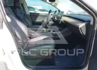 2020 Tesla Model Y photo