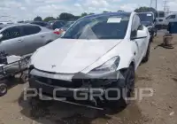 2020 Tesla Model Y фото