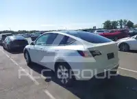2020 Tesla Model Y фото