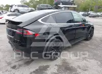 2020 Tesla Model X фото