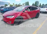 2020 Tesla Model X фото