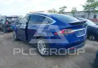 2020 Tesla Model X фото