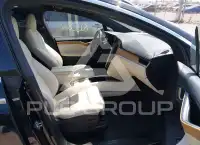 2020 Tesla Model X фото