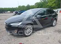 2020 Tesla Model X фото