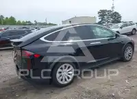 2020 Tesla Model X фото