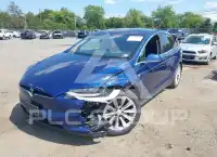 2020 Tesla Model X фото