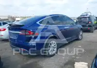 2020 Tesla Model X фото