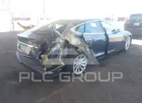 2020 Tesla Model S фото