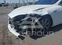 2020 Tesla Model S фото