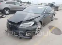 2020 Tesla Model S фото
