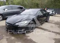 2020 Tesla Model S photo