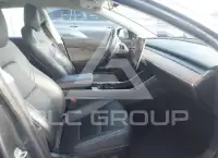 2020 Tesla Model 3 фото
