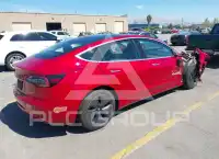 2020 Tesla Model 3 фото