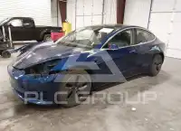 2020 Tesla Model 3 фото