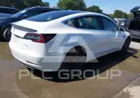 2020 Tesla Model 3 фото