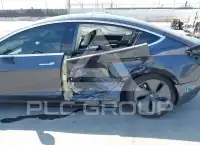 2020 Tesla Model 3 фото