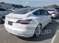 2020 Tesla Model 3 фото