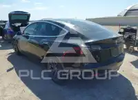 2020 Tesla Model 3 фото