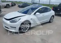 2020 Tesla Model 3 photo