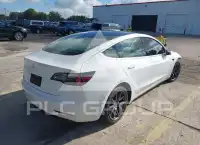 2020 Tesla Model 3 фото