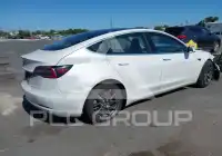 2020 Tesla Model 3 фото