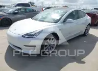 2020 Tesla Model 3 фото