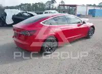 2020 Tesla Model 3 фото