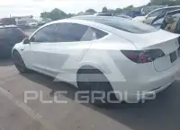2020 Tesla Model 3 фото