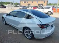 2020 Tesla Model 3 фото