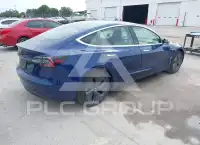 2020 Tesla Model 3 photo